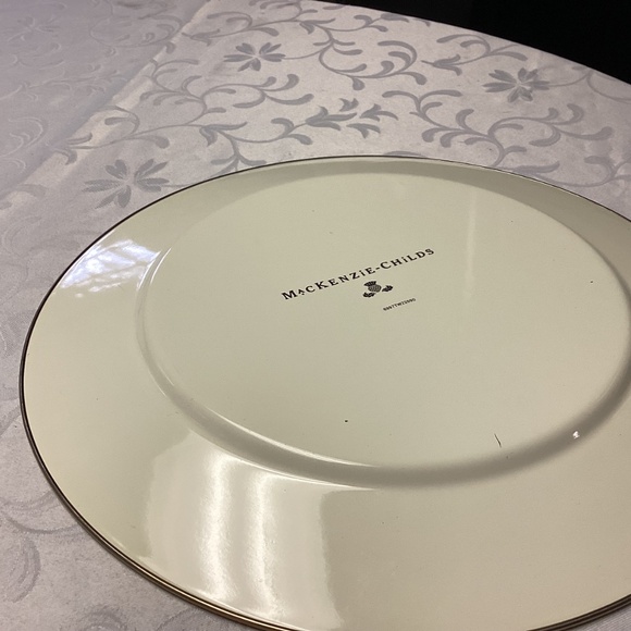 MACKENZIE CHILDS COURTLEY CHECK CAKE CARRIER. FABULOUS !!!♥️🖤♥️🖤♥️🖤 - Picture 4 of 11